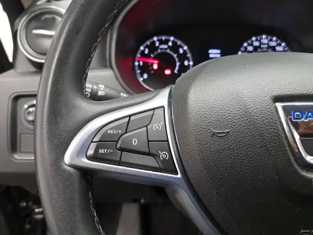 Dacia Duster tce 150 fap 4x2 edc — photo 33