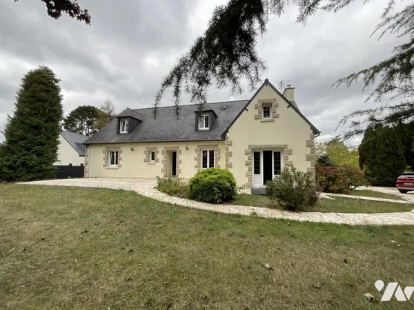 Maison 10 pièces 250 m²