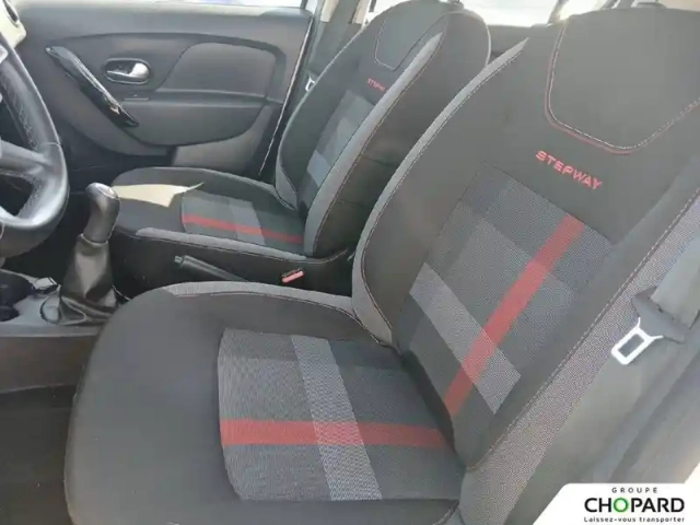 Dacia Sandero blue dci 95 — photo 11