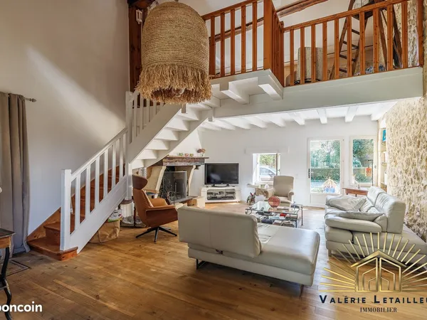 Longère 6 pièces 250 m²