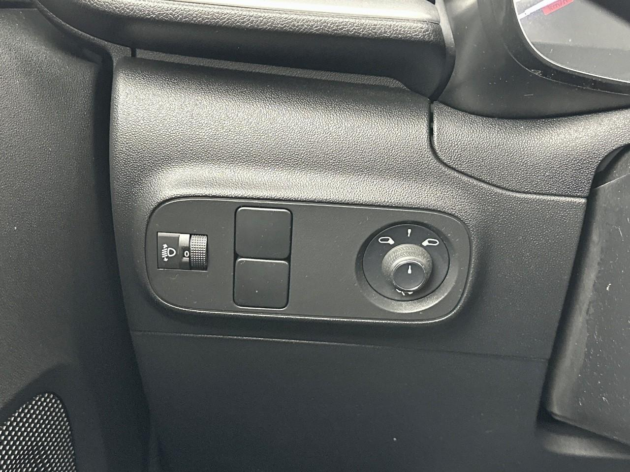 Citroën C3 puretech 83 s&s bvm5 shine pack — photo 16