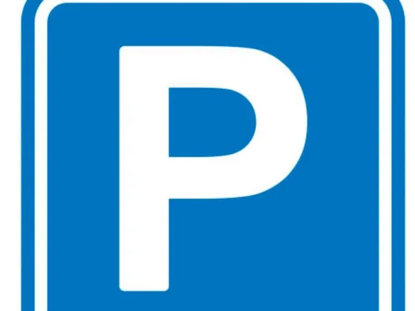 Location parking gare Pontoise