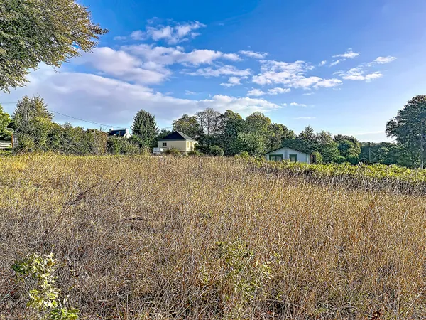 Terrain 1200 m²