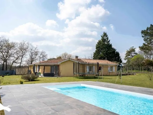 Contemporaine de 6 pièces principales