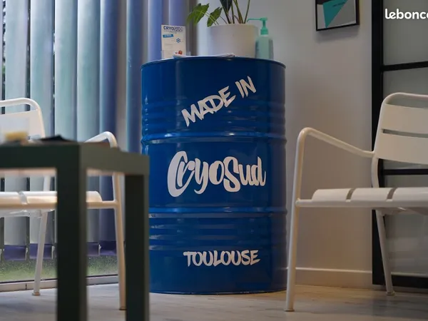 Local pro à louer centre CRYOSUD