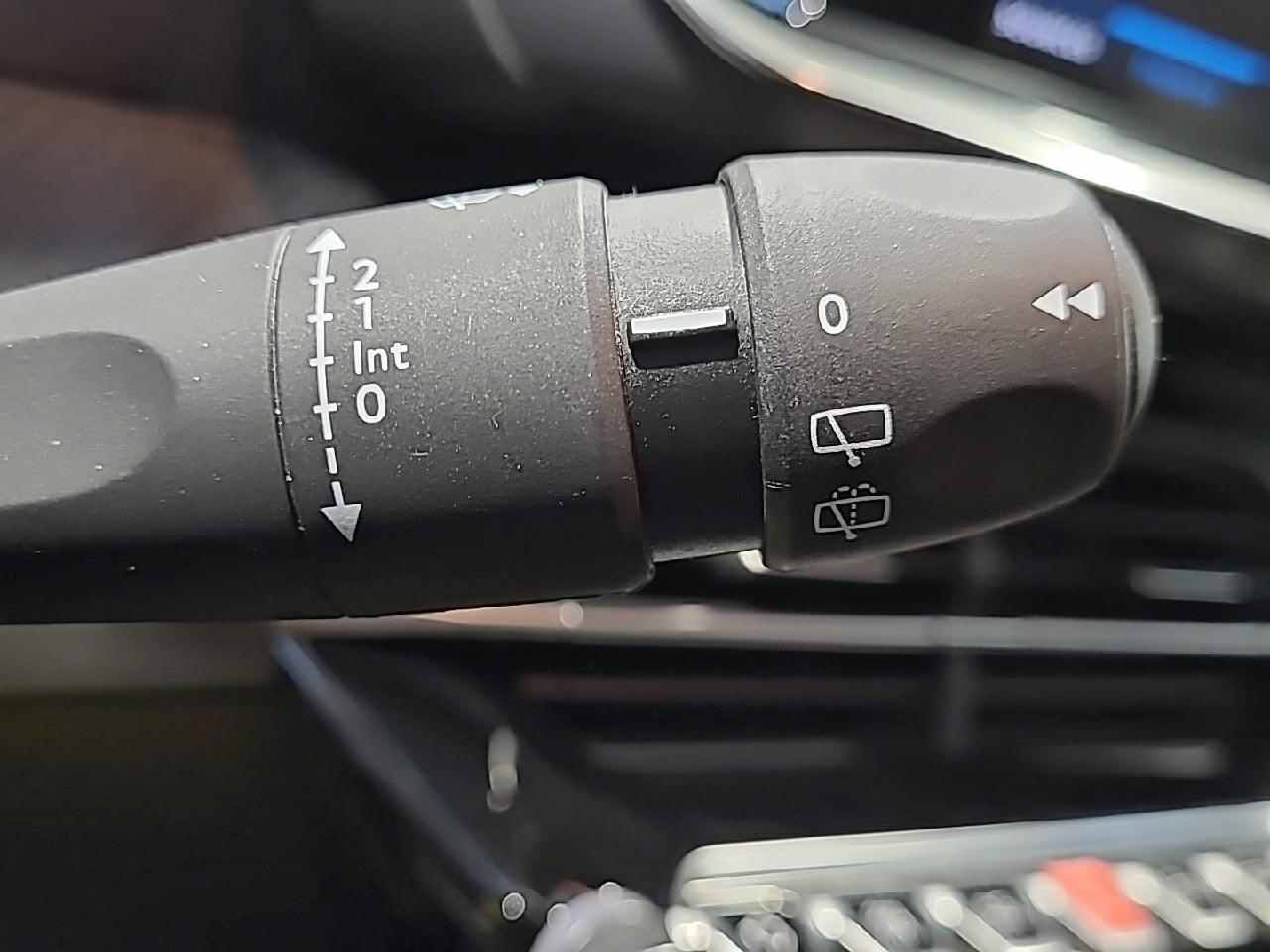 Peugeot 208 puretech 100 s&s bvm6 style — photo 22
