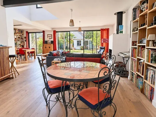 Maison 7 pièces 164 m²