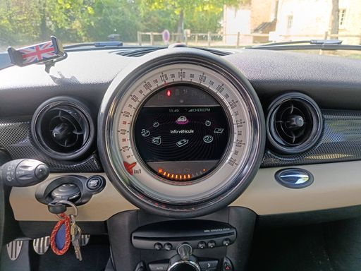 Mini Clubman 1.6 Cooper S 184 - Cooper S – 2013 – 139781 km – Essence – Boîte Manuelle — photo 21