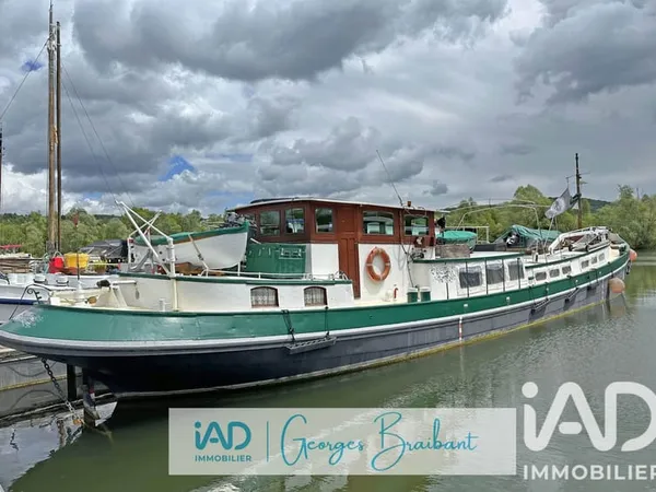 Péniche 5 pièces 80 m²