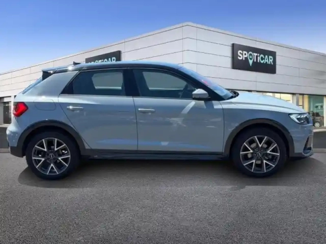 Audi A1 allstreet 30 tfsi 110ch advanced s tronic 7 — photo 4