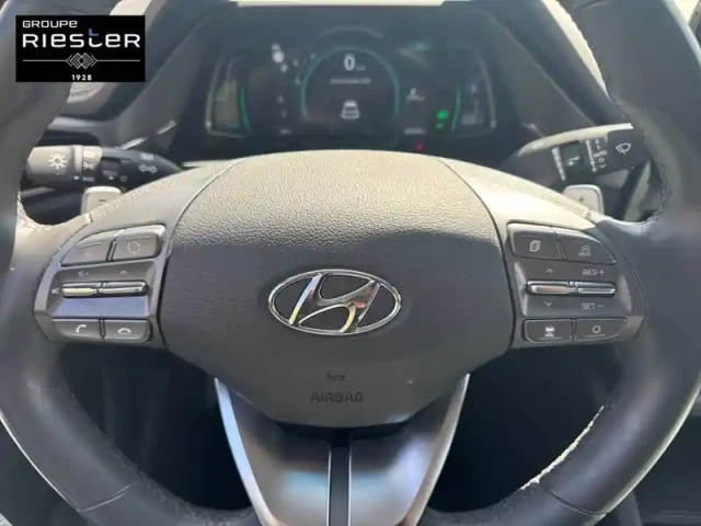 Hyundai Ioniq plug-in 141 ch — photo 20