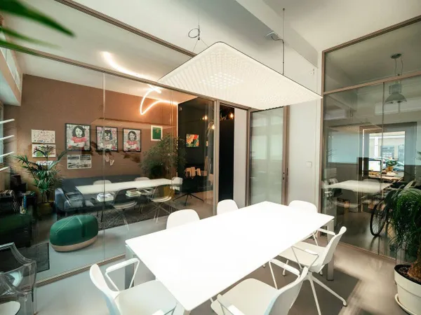 Bureaux 83 m²