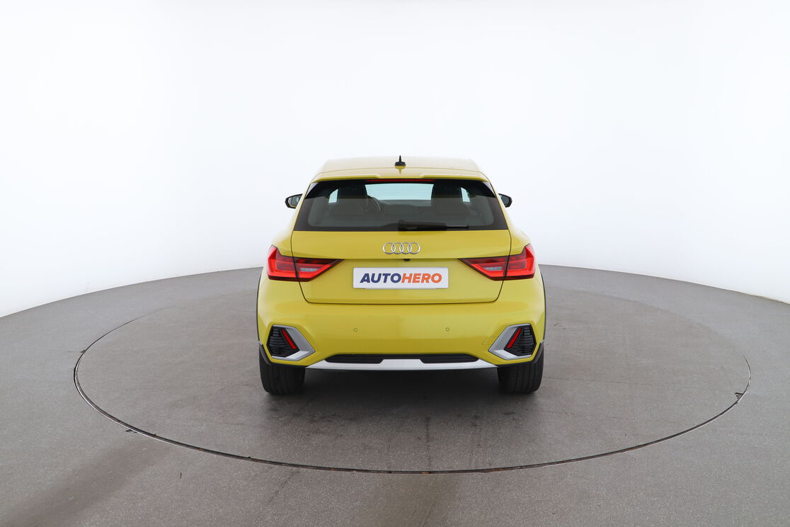 Audi A1 allstreet 35 TFSI S Tronic 7 — photo 4