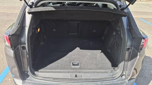 Peugeot 3008 1.6 THP 300 Hybrid4 EAT8 - Allure Pack – 2021 – 98045 km – Hybride rechargeable – Boîte Automatique — photo 41