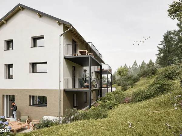 T2 de 38m² à aménager, terrasse, parking, garage - Bois d'Amont