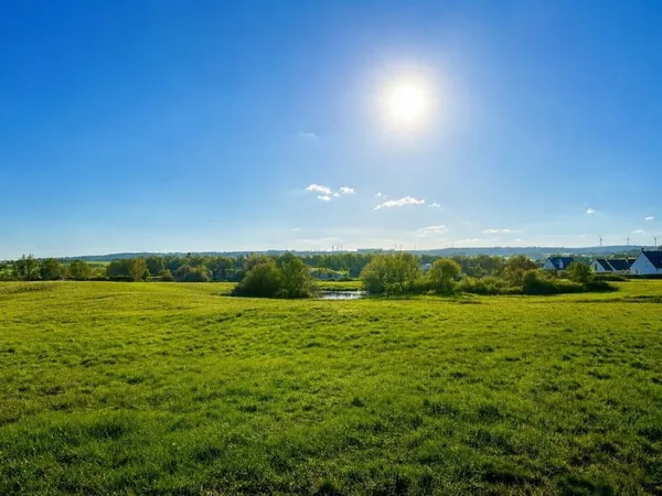 Terrain 651 m²
