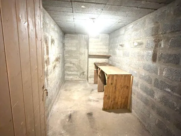 Cave 7,58m2 Divonne centre