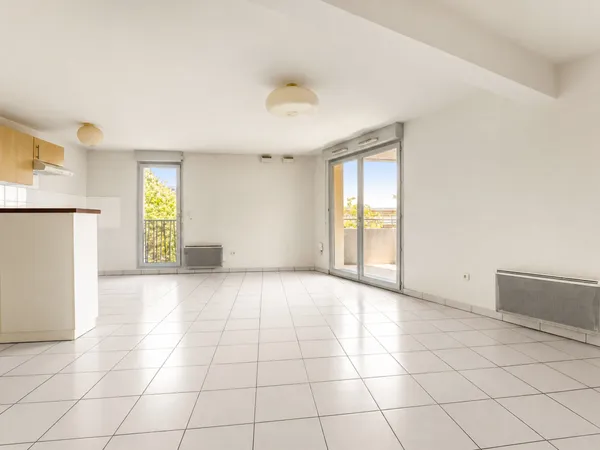En exclusivité ! Appartement T3 de 68 m2 situé au 1er étage,