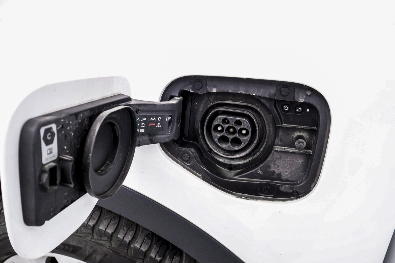 Audi Q3 — photo 32