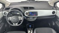 Toyota Yaris HSD 100h Style 5p — photo 11