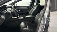 Peugeot 308 PHEV 225ch GT Pack e-EAT8 — photo 12