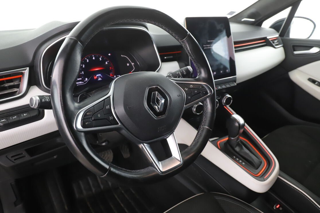 Renault Clio 1.3 TCe Intens EDC — photo 10