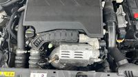 Peugeot 2008 SUV 2008 GT Puretech 130 S&S BVM6 — photo 20