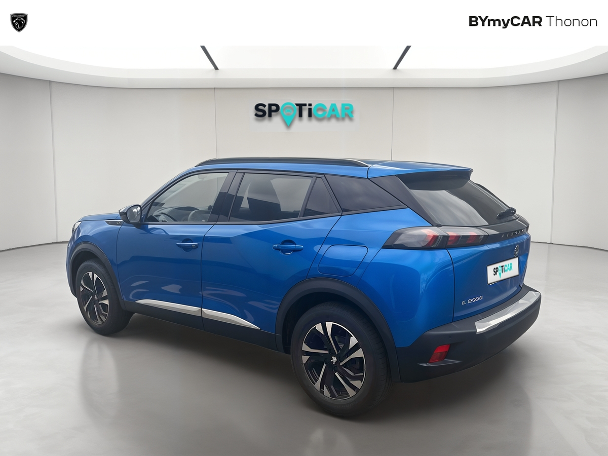 Peugeot 2008 Electrique 136 ch — photo 3