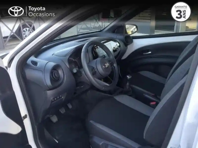 Toyota Aygo X 1.0 vvt-i 72ch dynamic my24 — photo 10