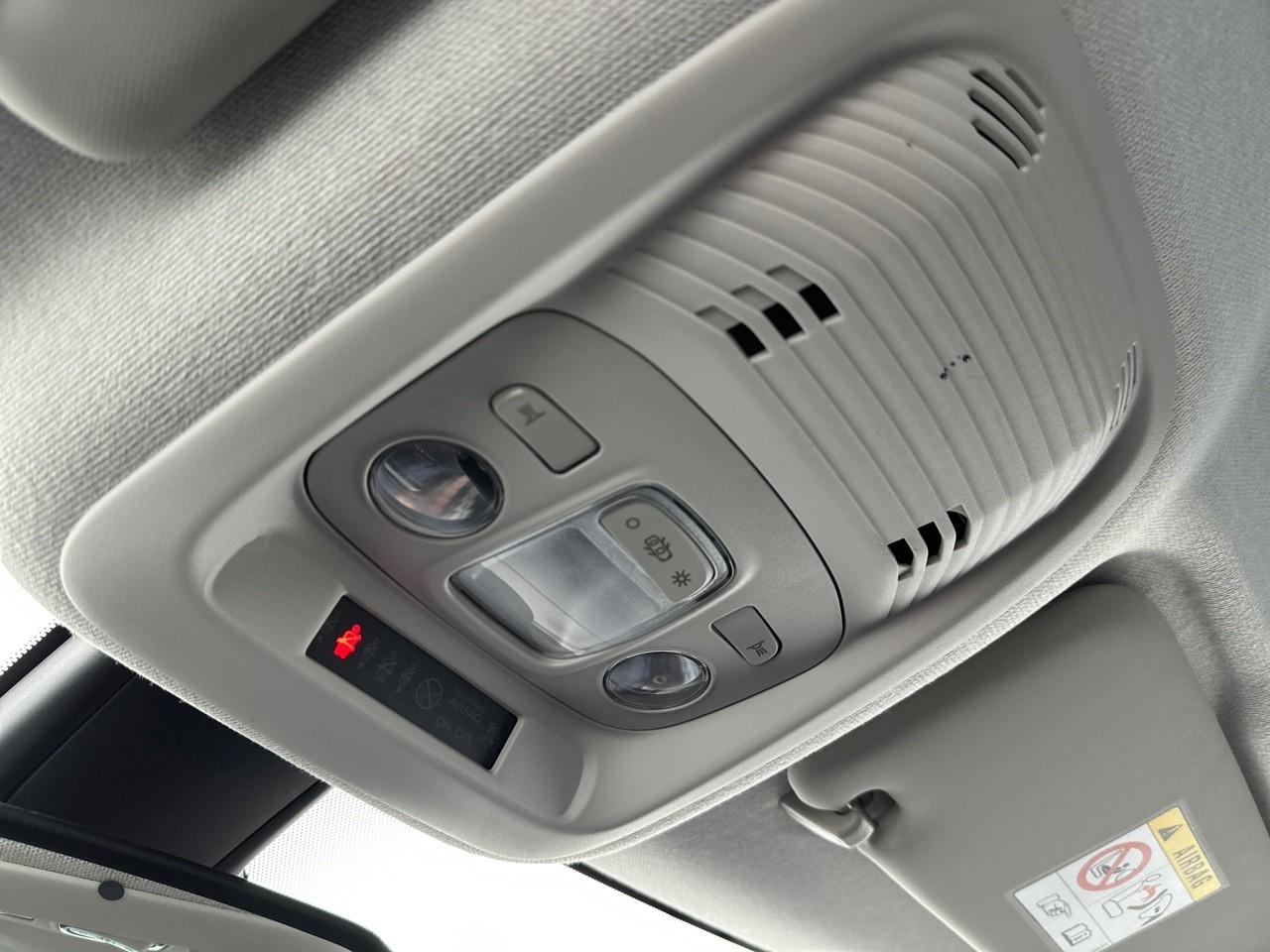 Citroën C3 Aircross puretech 130 s&s eat6 shine — photo 29