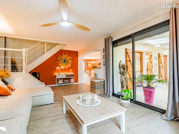 Maison 8 pièces 159 m²