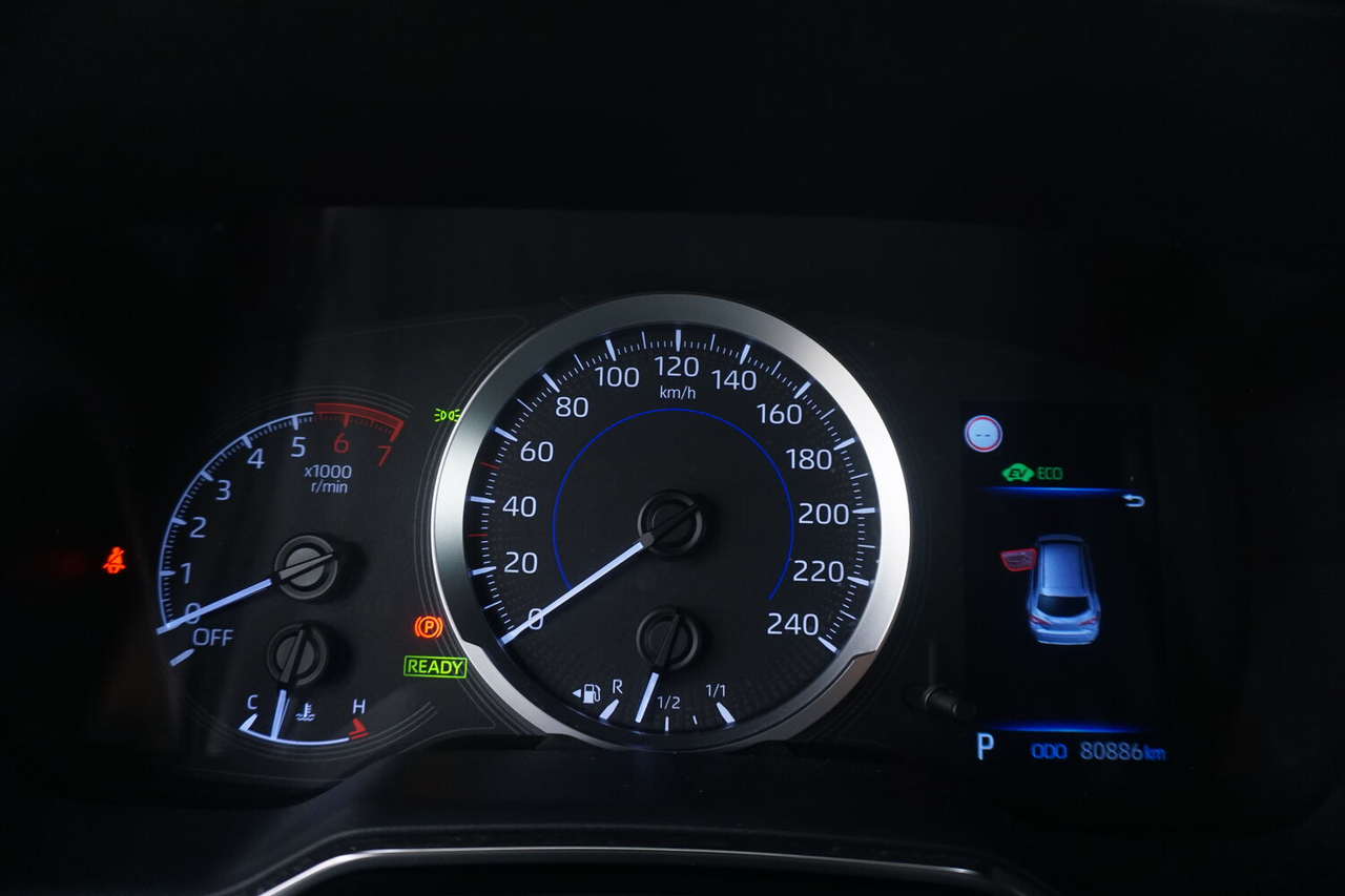 Toyota Corolla Touring Sports — photo 14