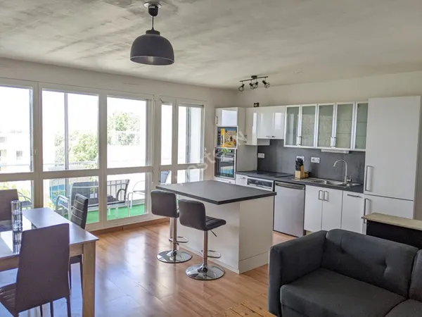 Chambre en colocation dans T5 meublé refait à neuf !