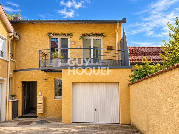 T5 LOFT EN TRIPLEX - 131 M² UTILES - PATIO + TERRASSE - GARAGE