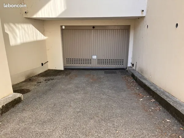 Location garage partagé Moto