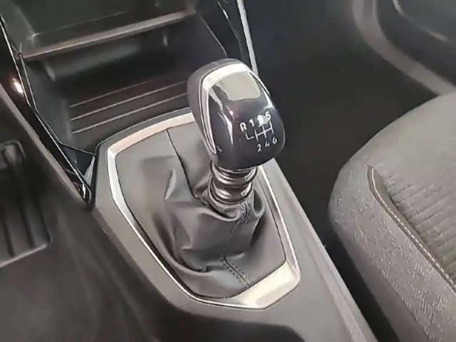 Peugeot 2008 100 s&amp;s bvm6 — photo 34