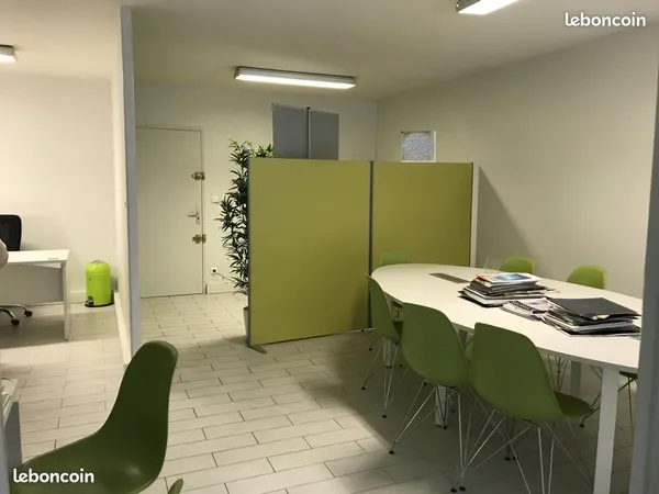 Bureu à louer 80 m²
