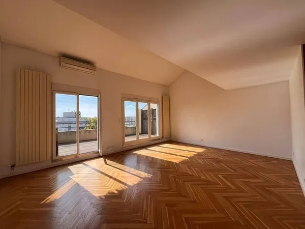 Duplex 5 pièces 161 m²