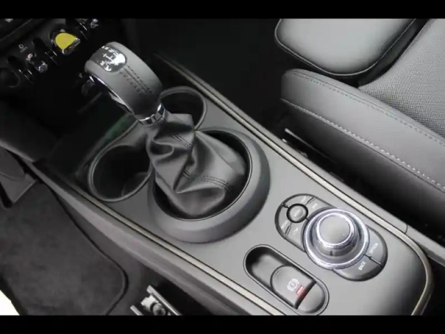 Mini Countryman cooper se 125ch + 95ch edition premium all4 bva6 — photo 25
