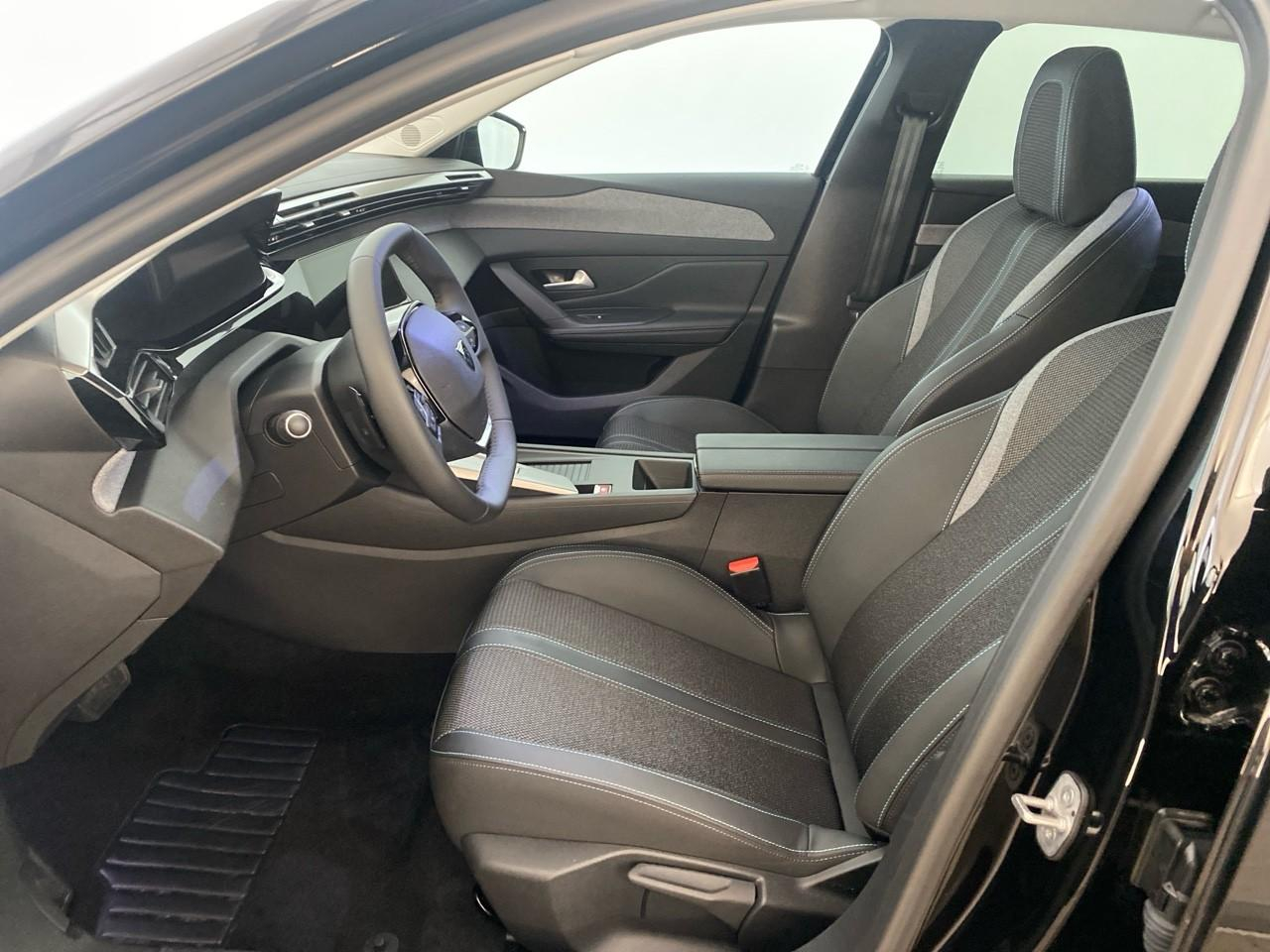 Peugeot 308 hybrid 145 e-dcs6 allure — photo 9
