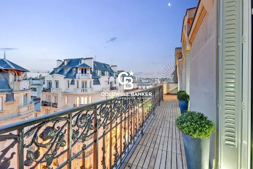 Appartement 5 pièces 162 m²
