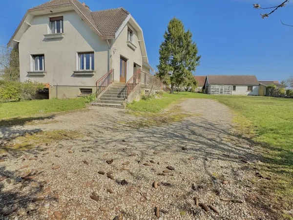 Maison 7 pièces 185 m²