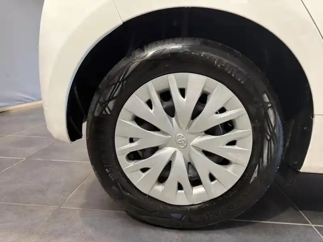 Toyota Yaris 120 vvt-i dynamic business 5p mc24 — photo 10