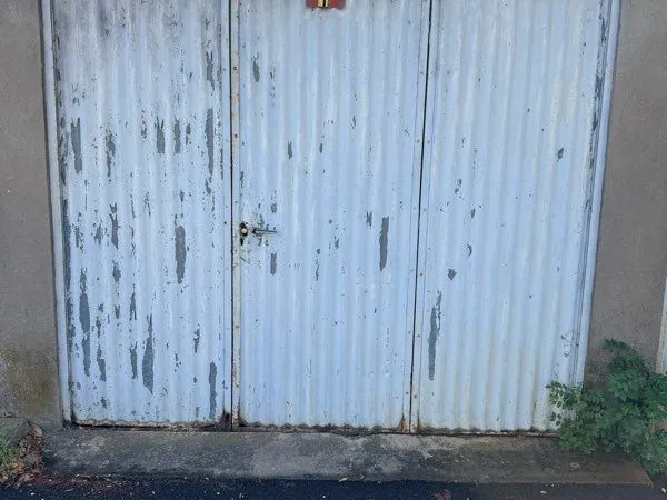 Garage à louer à Dole