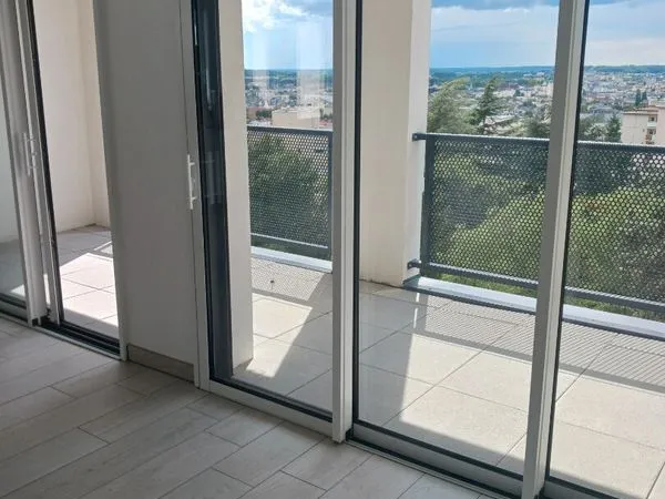 Appartement 4 pièces 81 m²