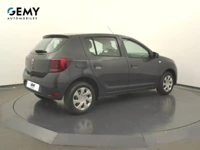 Dacia Sandero sce 75 — photo 18