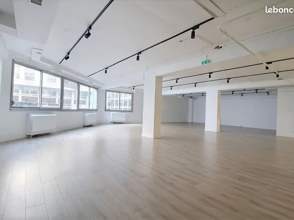 Bureaux 226 m²