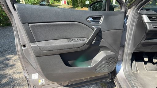 Renault Captur 1.0 TCe 100 - Intens – 2020 – 66005 km – Essence – Boîte Manuelle — photo 24