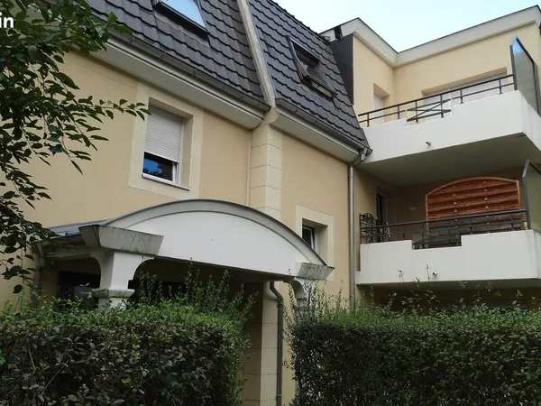 Appt 2 pièces 49m2 petite résidence
