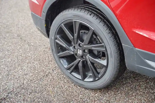 Seat Arona 1.0 tsi 95 ch start/stop bvm5 — photo 6